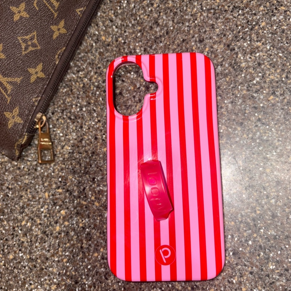 Loopy case. iPhone 16 (not pro, max, or plus)